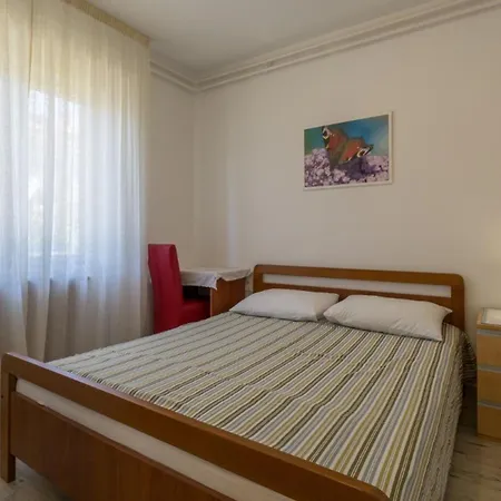 Nerina Appartamento Karpinjan