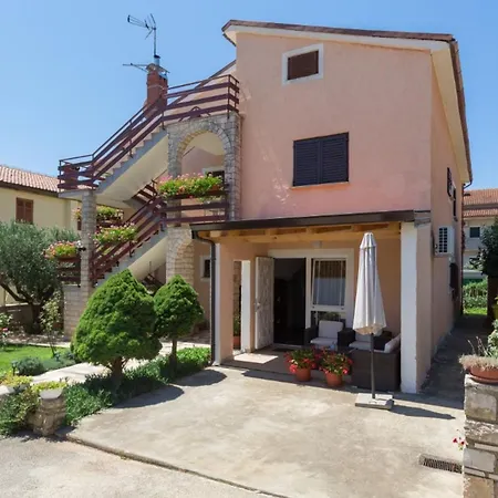 Apartment Nerina
