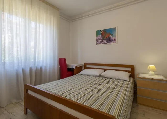 Nerina Διαμέρισμα Karpinjan